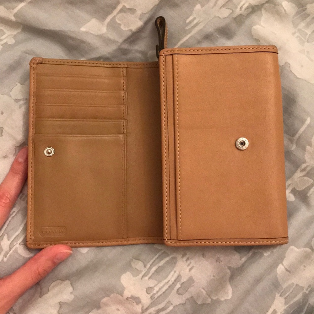 Coach Wallet - Picture 3 of 4